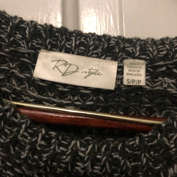 RD Style Gray Sweater - Picture 3 of 6